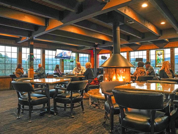 Best Western Plus Yosemite Gateway Inn | Oakhurst, California | 4